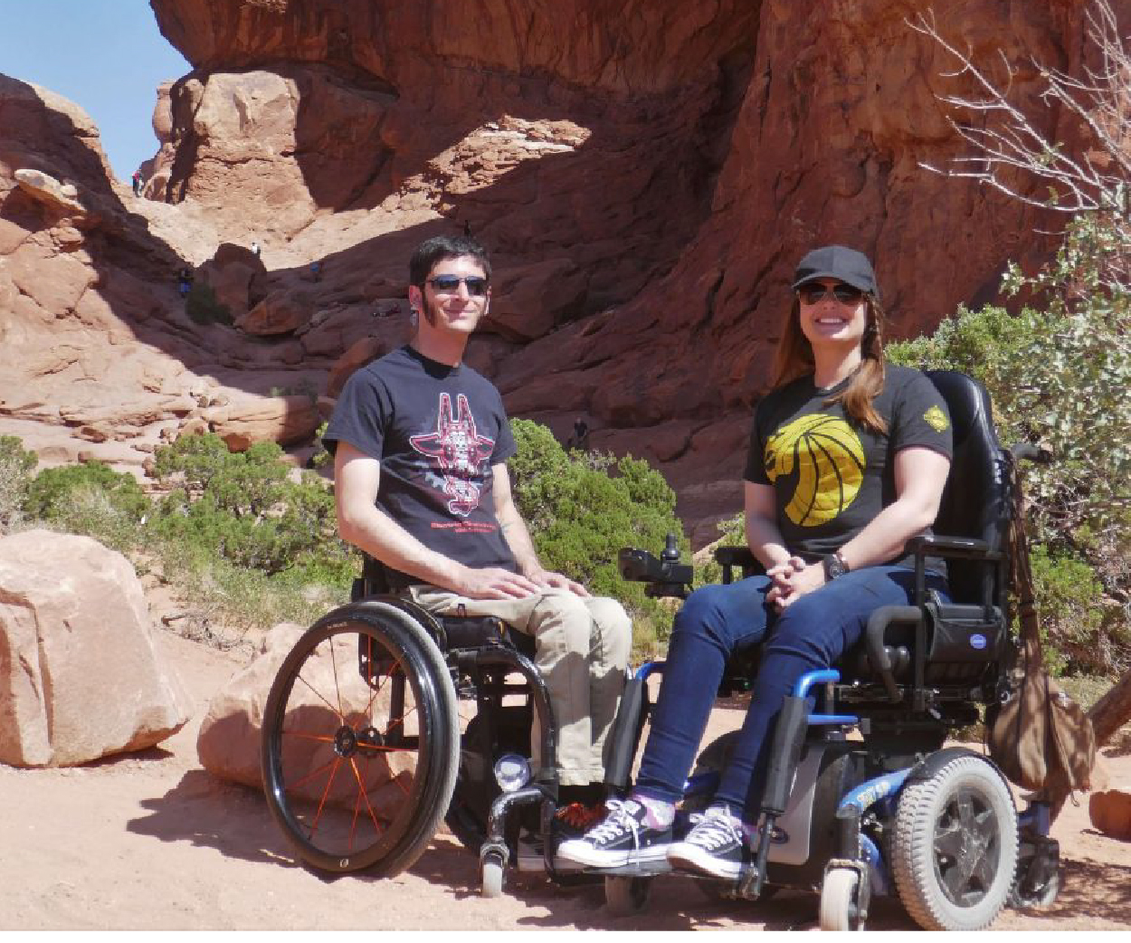 wheelchairtraveling-2-1-898x1024-01 wheelchairtraveling-2-1-898x1024-01